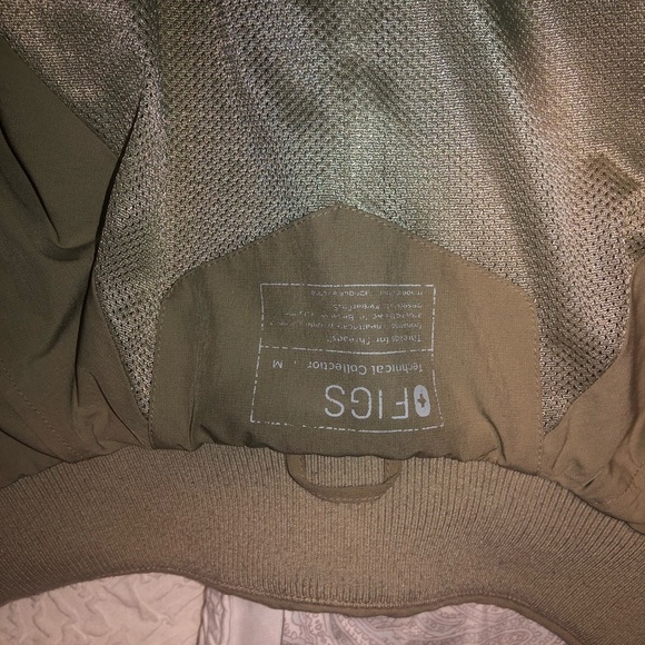 Figs Sandstorm Sydney scrub Jacket- medium - Picture 2 of 5